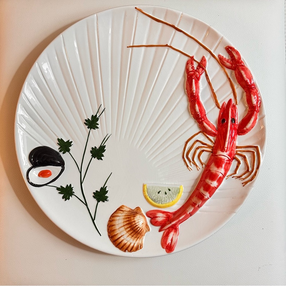 Adelin 3D Lobster Wall Plate – Coastal Ceramic Decor
